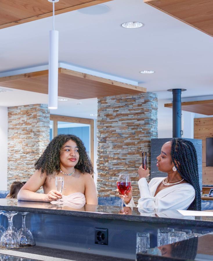 Boutique Hotel Corbetta - Spa 60M2 - La Montagne A 5 Minutes De L'Autoroute A12 Aux Paccots Sur Montreux - Nouveau Loft Familial - Profitez Du Lac Leman Et Des Montagnes En Meme Temps Les Paccots Экстерьер фото