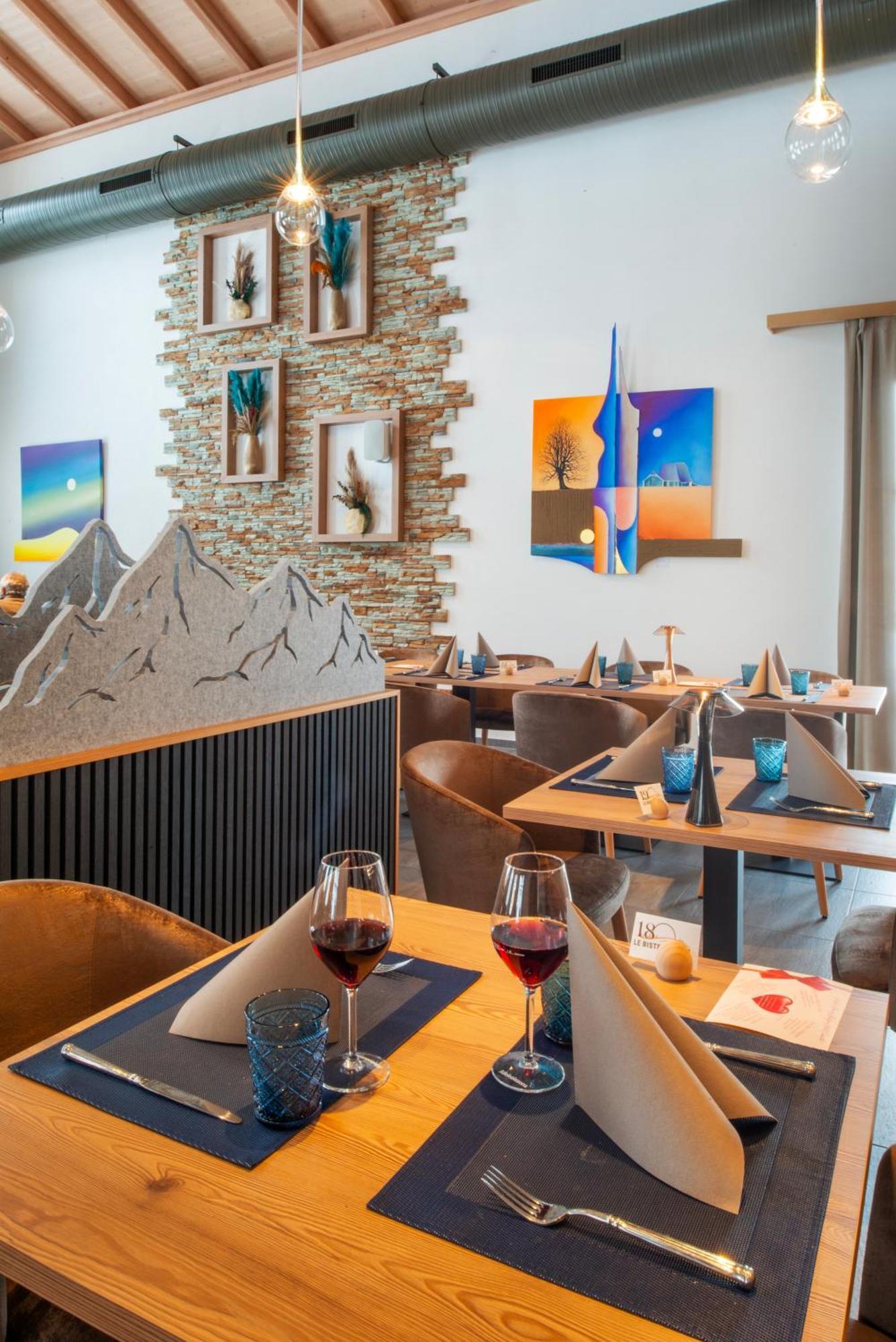 Boutique Hotel Corbetta - Spa 60M2 - La Montagne A 5 Minutes De L'Autoroute A12 Aux Paccots Sur Montreux - Nouveau Loft Familial - Profitez Du Lac Leman Et Des Montagnes En Meme Temps Les Paccots Экстерьер фото
